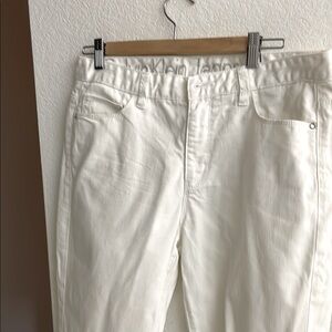 Calvin Klein Petite Jeans
Like new!!